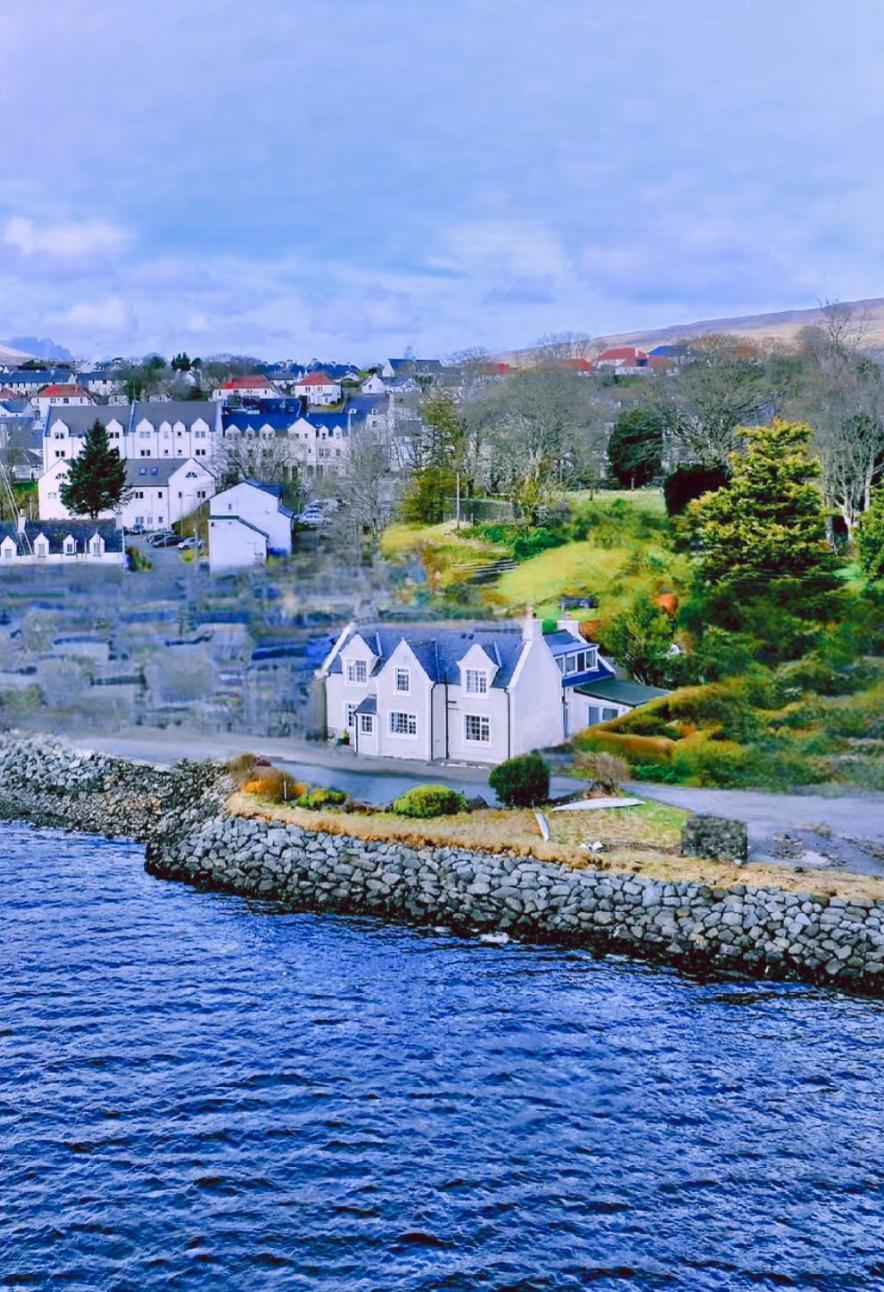 Achnamara-Self Check In Hotel Portree Exterior photo